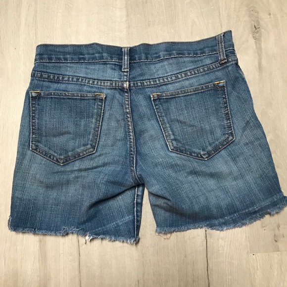 ✨3/$15✨ Old Navy Jean Shorts - Picture 2 of 4